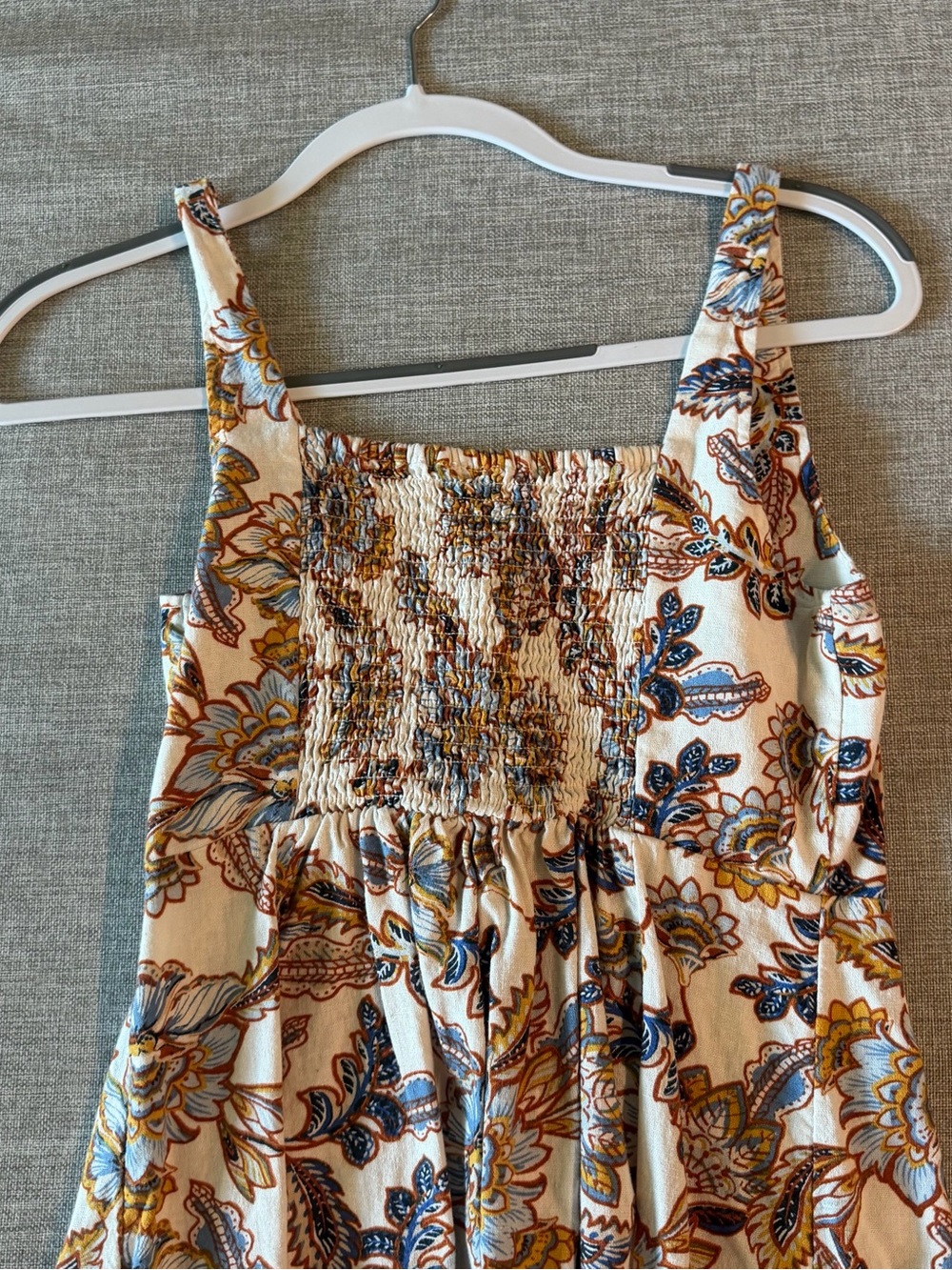 Old Navy Cream Maxi Dress with Blue & Brown Floral Print - Picture 3 of 3
